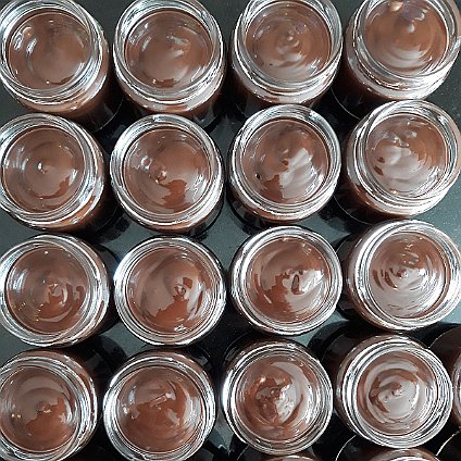 Crema cioccolato fondente Vasetti 100g Crema spalmabile di Nocciola piemonte IGP e Cioccolato fondente CRU Valrhona Araguani